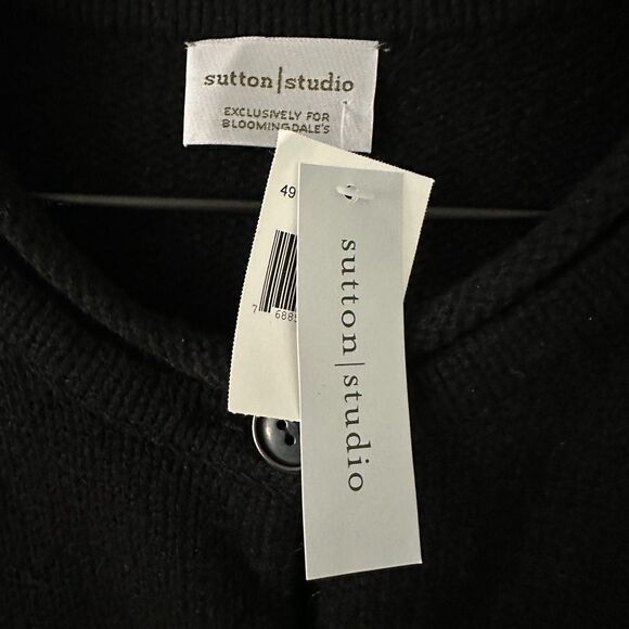 Sutton Studio Bloomingdale’s Black 100% Wool Button-Up Shawl with Fringe – NWT - Picture 3 of 4